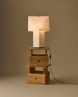 Aplat Table Lamp