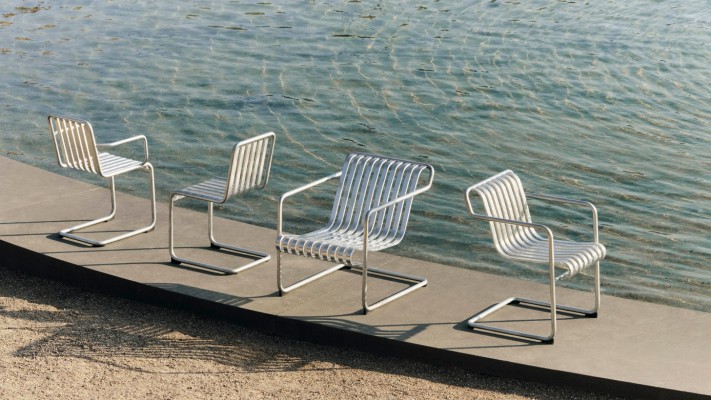 Palissade Cantilever Chair