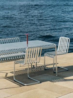 Palissade Cantilever Chair