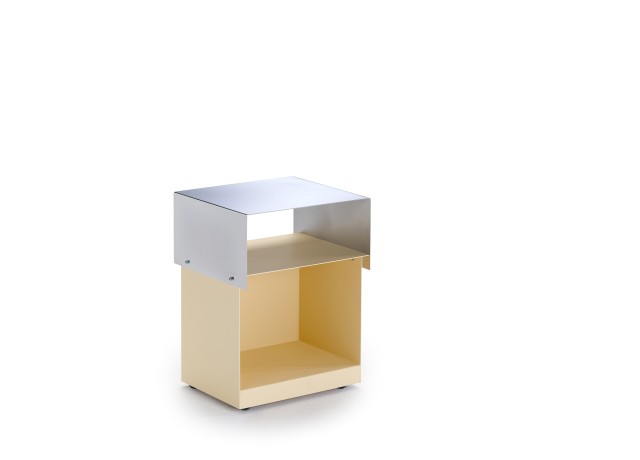 Seta Side Table